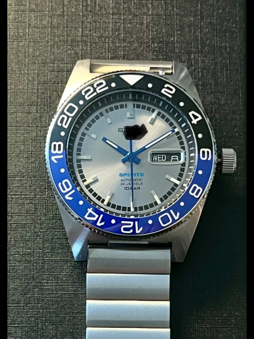 Blue-Bezel Stainless Steel Sports Automatic Watch